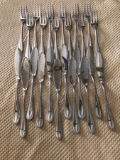 24 COUVERTS À POISSON