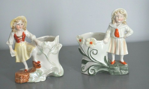 Figurines fillette vase - ,