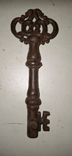 Jolie cle serrure ancienne - cle,
