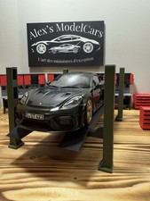 Diorama 1/18 - Pont élévateur 4 colonnes 1:18 Black/Dark Green - Création 3D