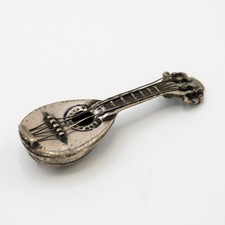 Objets de collection E.106 en