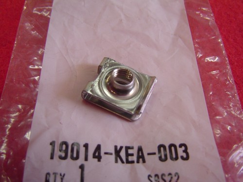Ecrou agrafe cb1000r - m6,