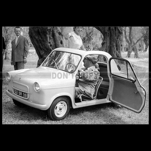 Photo 031130 vespa 400 1957 - photo,