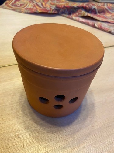 Pot ail terre cuite - à,