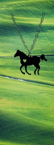 Pendentif chevaux avec cœur - chevaux,