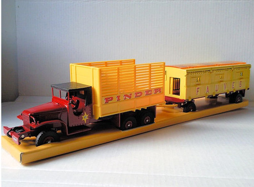 Dinky toys atlas - toys,