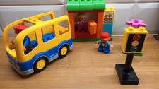 Lego Duplo le bus scolaire
