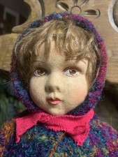 Ancienne poupée en feutrine