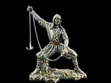 Guerrier Ninja japonais avec ancre et Nunchaku Veronese WU78197A4