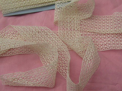 630 dentelle ancienne - cm,