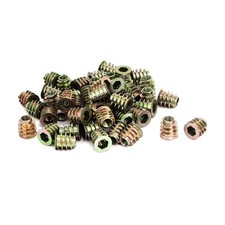 Écrous à insert fileté à