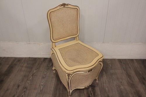 Chaise percée style louis - percée, de