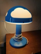 Lampe  à poser enfant ikea Skojig  bleue en fonction 