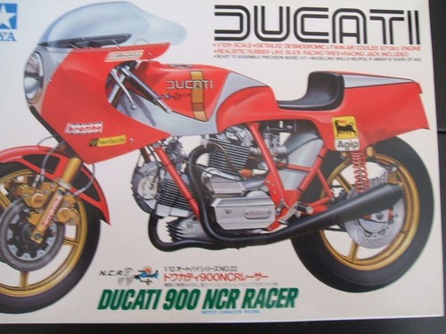 Maquette moto tamiya - 1/12,