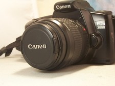 Canon EOS 3000   avec zoom