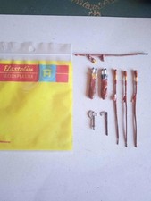 DELPRADO ARMES SIOUX AVEC POCHETTES PLASTIC ELASTOLIN