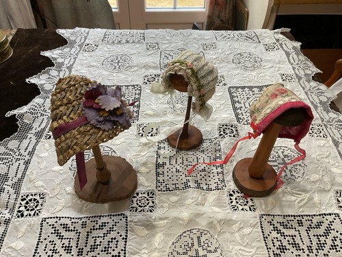 Petits chapeaux anciens - chapeaux,