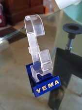 Petit présentoir porte Montre de la marque YEMA  réglable idéal pour collection