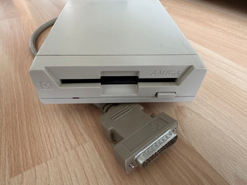 Amiga 1011 lecteur - amiga,