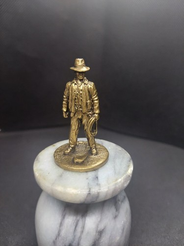 Figurine bronze soldat - bronze., metal