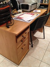 bureau en bois un tiroir