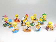 lot 13 figurines en résine