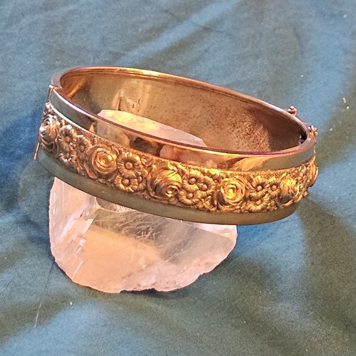 Bracelet jonc ouvrant décor - ouvrant,