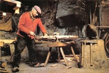 TERROIR & TRADITIONS - Scène de la vie paysanne, Fabrication de roue de charette