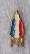 Pin's politique La Flamme FN