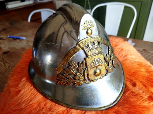 Ancien casque pompier - casque, modèle