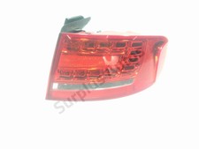 FEU ARRIERE DROIT 8K5945096K