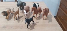 Lot de 8 figurines Schleich