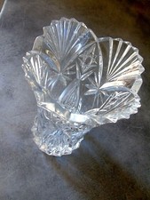 Joli vase en cristal