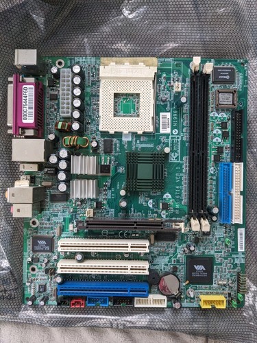 Medion msi socket - /,