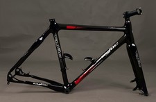 Cadre vélo carbone, gravel, cyclocross, endurance, route, carbon bike frame