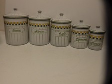 pots à épices émaillés-