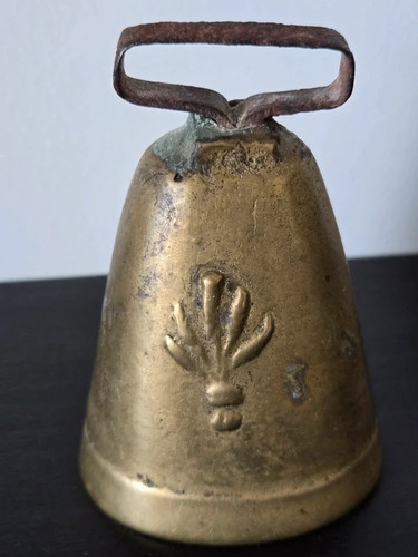 Cloche ancienne - cloche,