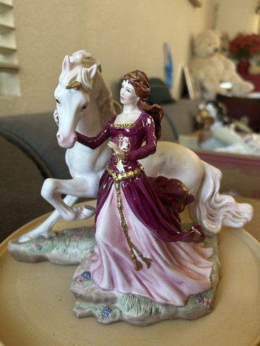 Figurine porcelaine la - figurine, porcelaine°°°la