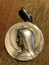 Médaille Religieuse Ancienne