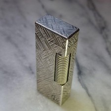 Ancien briquet à gaz Dunhill