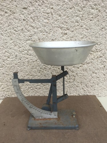 Ancien pèse lettre - /, métal