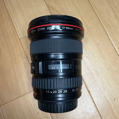 Objectif zoom grand - , angle