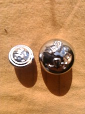 01695 bouton de tenu de police