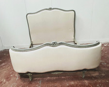 lit de style Louis XV  en hêtre patine à l'antique . XX siècle .