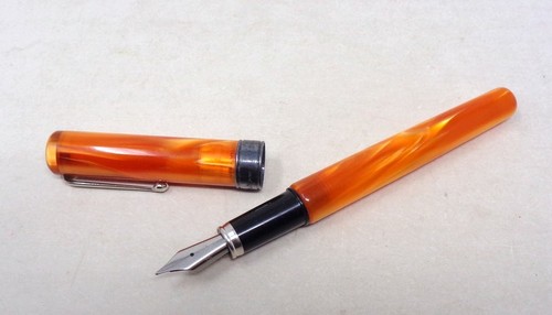 Joli stylo plume vintage - ,