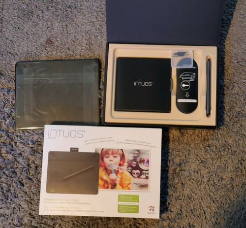 Wacom black small intuos - wacom,