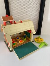 724⚜️ Antique Fisher Price 923 Play Family School School Toy and Bell