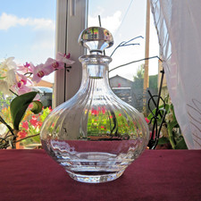 1 SEVRES crystal decanter signed model to define,