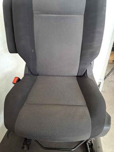 Siege avant gauche opel combo - gauche,