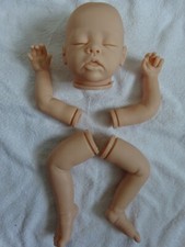 Kit pour bébé reborn VIERGE , NEUF et AUTHENTIQUE Lara + Body